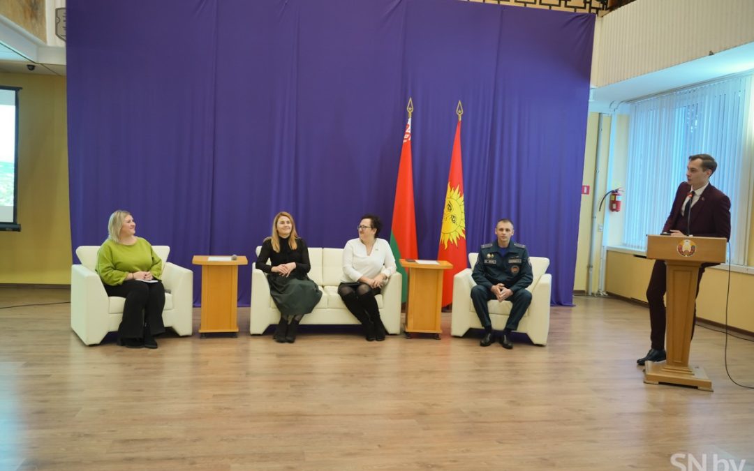 В СВЕТЛОГОРСКОМ РАЙОНЕ ПРИВЕТСТВУЮТ МОЛОДЫХ СПЕЦИАЛИСТОВ