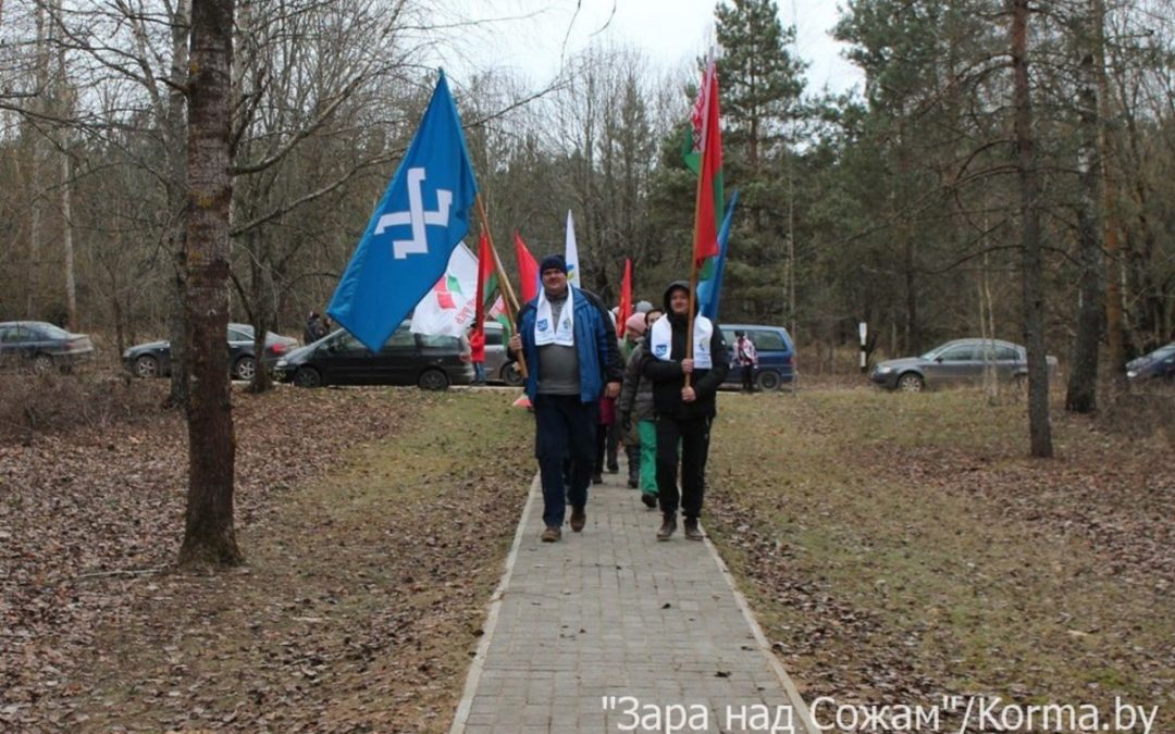 ПОДВИГУ ЖИТЬ В СЕРДЦАХ