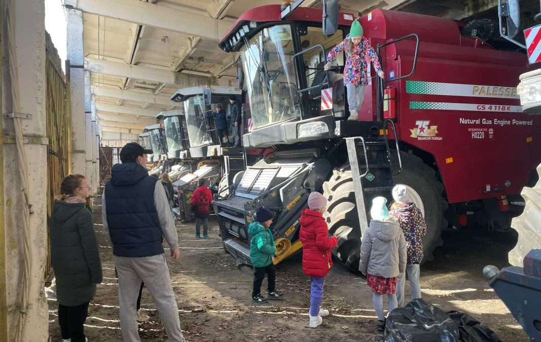 РЕБЯТА ПОСЕТИЛИ ОАО «КРАСНАЯ БУДА» ДОБРУШСКОГО РАЙОНА