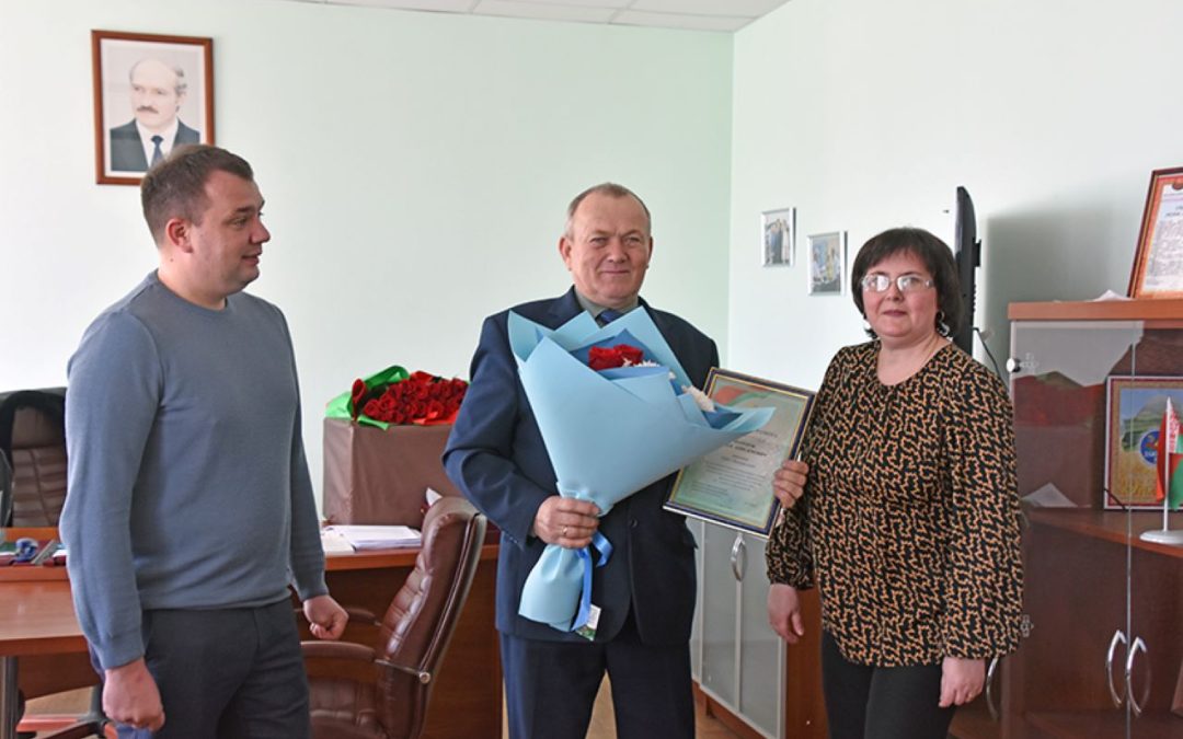 ПОЛЕ ЖИЗНИ АДАМА ЦАРЕНКА