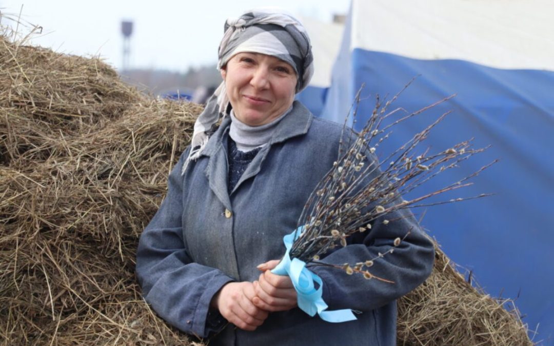 ИДЕТ ВПЕРЕД И ЗА СОБОЙ ВЕДЕТ