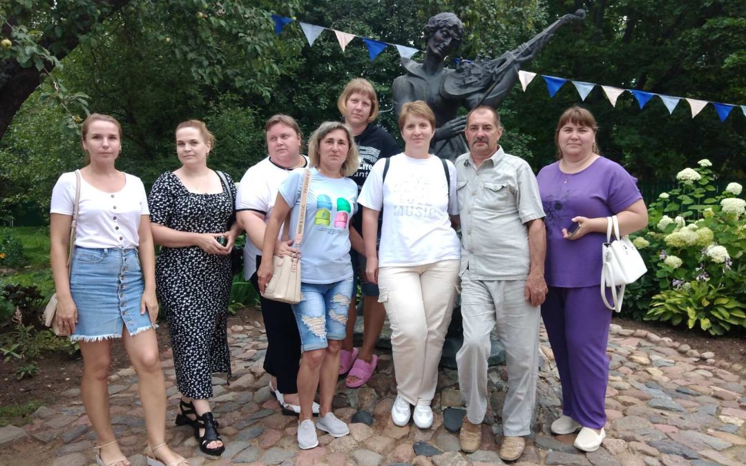 Члены профсоюза посетили Славянский базар