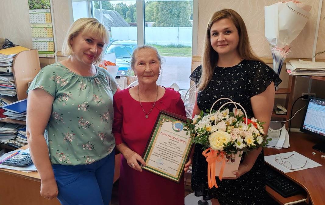 ВОЗМОЖНО ЛИ 50 ЛЕТ РАБОТАТЬ В ОДНОМ ХОЗЯЙСТВЕ И НЕ УСТАВАТЬ ОТ БЕСКОНЕЧНЫХ СТОЛБИКОВ С ЧИСЛАМИ