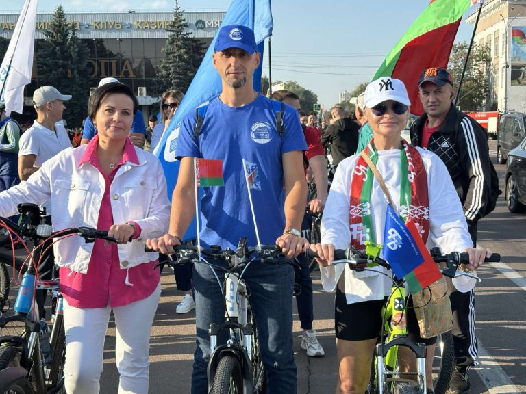ВЕЛОПРОБЕГ «В ЕДИНСТВЕ — СИЛА!» ПРОШЕЛ СЕГОДНЯ В ГОМЕЛЕ