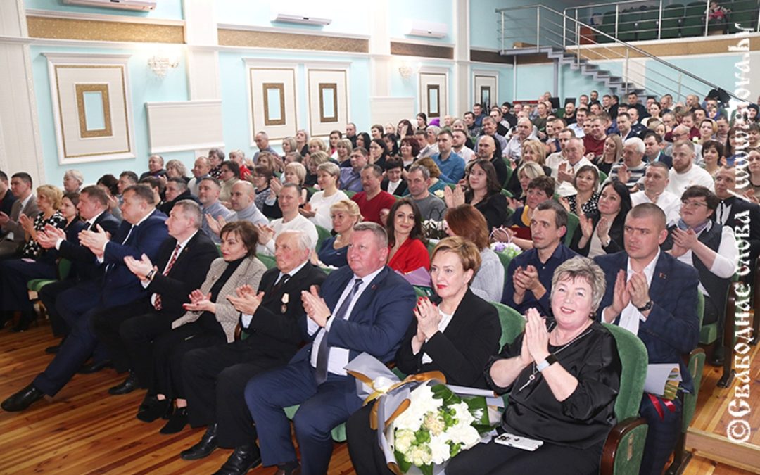 РОГАЧЕВСКАЯ СГУЩЕНКА – СО ЗНАКОМ КАЧЕСТВА, А ЕЕ ПРОИЗВОДИТЕЛИ – С НАГРАДАМИ