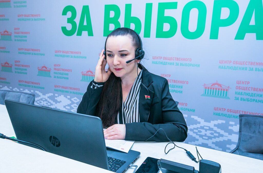 НАБЛЮДАТЕЛИ: СПОРНЫЕ МОМЕНТЫ НА УЧАСТКАХ РЕШАЮТСЯ В СООТВЕТСТВИИ С ЗАКОНОДАТЕЛЬСТВОМ