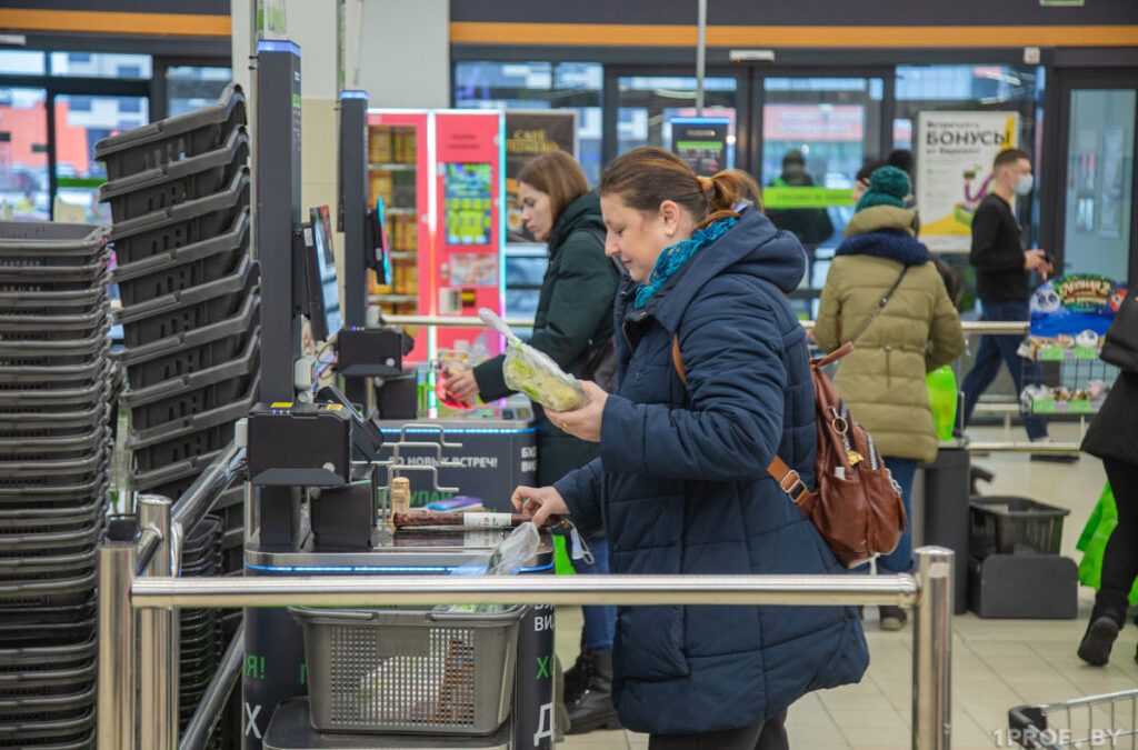 ГРЕЧКА И САРДЕЛЬКИ: ЧТО ПОДЕШЕВЕЛО И ПОДОРОЖАЛО В БЕЛАРУСИ ЗА ГОД