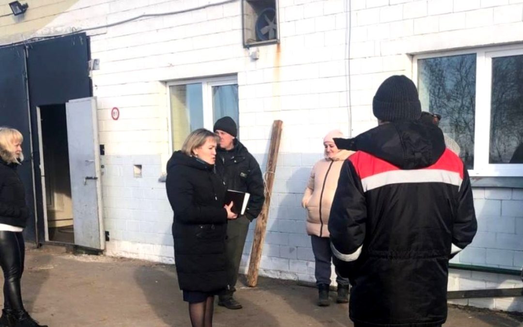 ПРОВЕРКА УСЛОВИЙ ТРУДА НА МОЛОЧНО-ТОВАРНОМ КОМПЛЕКСЕ «ЛЕБЕДЕВКА» КОРМЯНСКОГО РАЙОНА