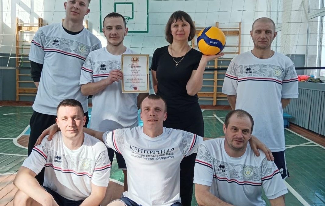 СИЛЬНЕЙШИХ В ВОЛЕЙБОЛЕ ОПРЕДЕЛИЛИ В СОРЕВНОВАНИИ В РАМКАХ ПРОЕКТА «КРИНИЧНЫЙ – ЗДОРОВЫЙ АГРОГОРОДОК»
