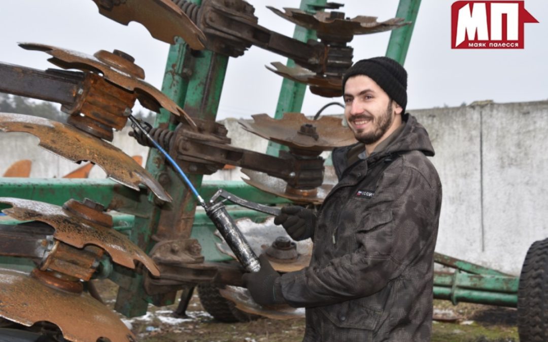 В ХОЗЯЙСТВАХ РАЙОНА ЗАВЕРШАЕТСЯ ПОДГОТОВКА К ВЕСЕННИМ ПОЛЕВЫМ РАБОТАМ. УЗНАЛИ, КАК С ЭТИМ ОБСТОЯТ ДЕЛА В ОАО «КОМАРИНСКИЙ»