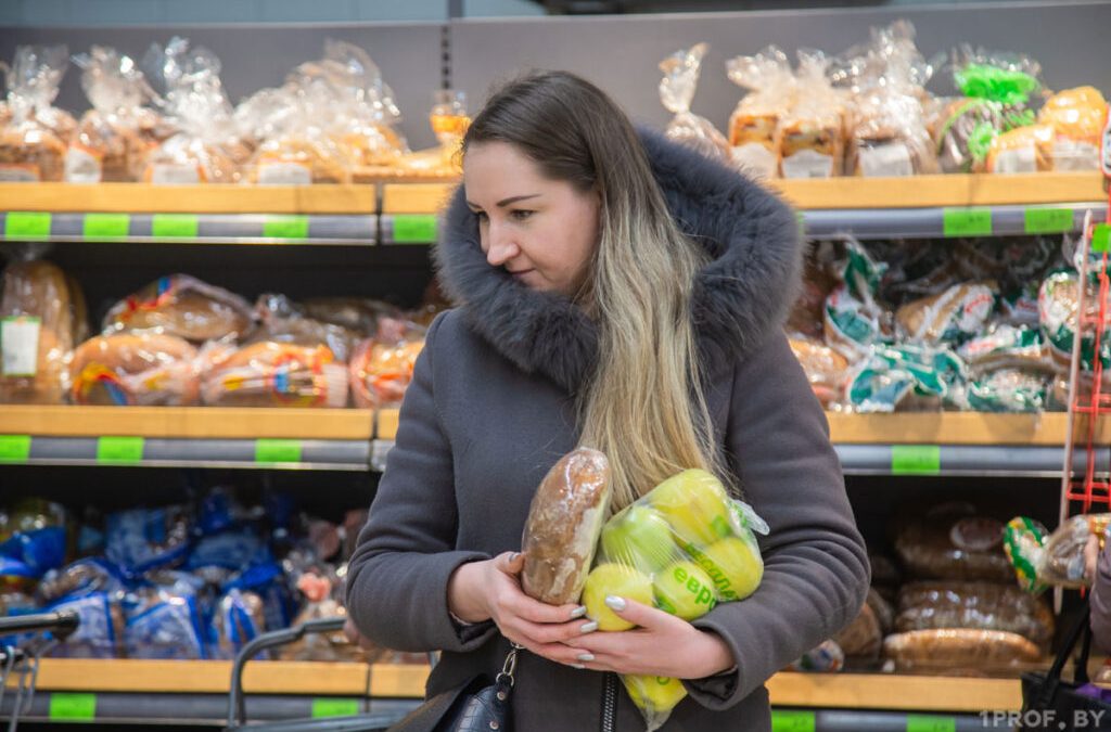 ФРУКТЫ, КЕФИР И ПЕЛЛЕТЫ: С КАКИМИ ЖАЛОБАМИ ОБРАЩАЛИСЬ ГРАЖДАНЕ В ОБЩЕСТВЕННЫЕ ПРИЕМНЫЕ ПРОФСОЮЗОВ