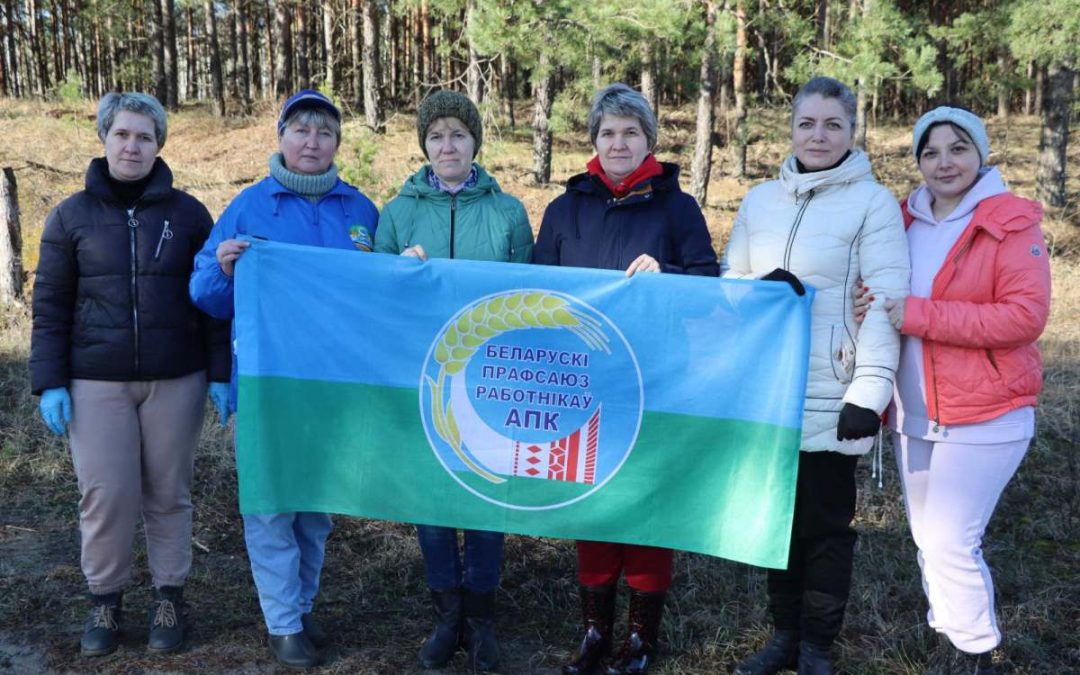 ОБЩИМИ УСИЛИЯМИ — ДА БУДЕТ ЛЕС!