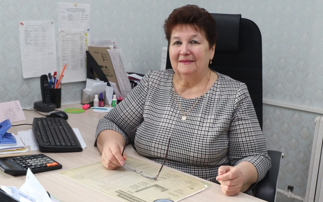 ОДНА ЗАПИСЬ В ТРУДОВОЙ. В ГСХУ «МОЗЫРСКАЯ СОРТОИСПЫТАТЕЛЬНАЯ СТАНЦИЯ» ПОЧТИ 45 ЛЕТ ТРУДИТСЯ ВАЛЕНТИНА ПАСЕЧНАЯ