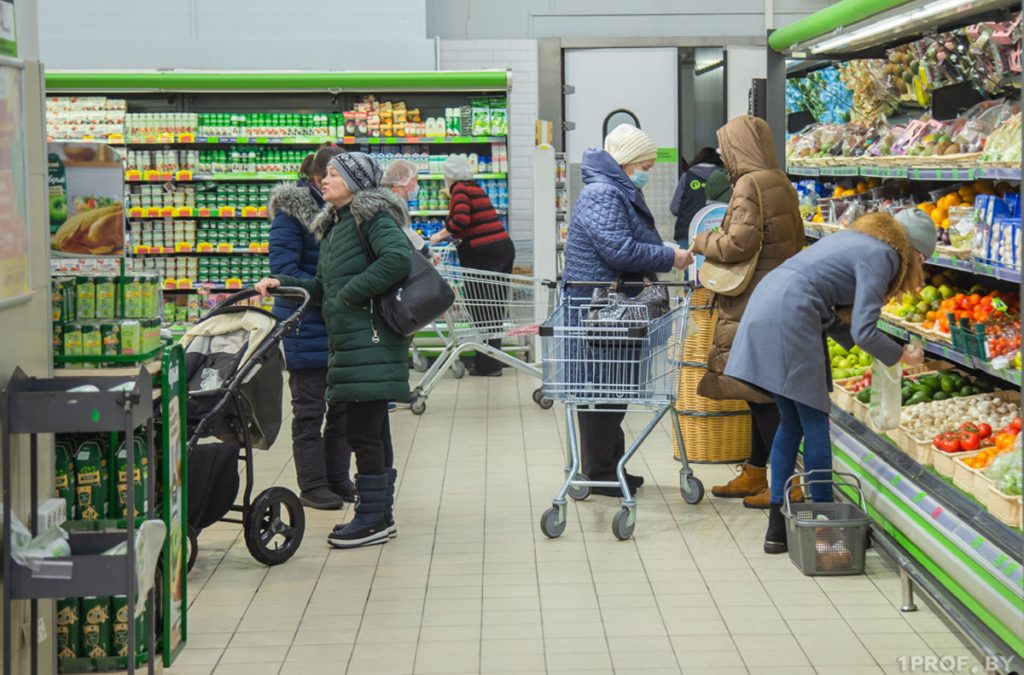 ЕСТЬ ВОПРОСЫ ПО ЦЕНЕ И КАЧЕСТВУ ТОВАРОВ? РАЗОБРАТЬСЯ ПОМОГУТ В ПРОФСОЮЗНЫХ ОБЩЕСТВЕННЫХ ПРИЕМНЫХ