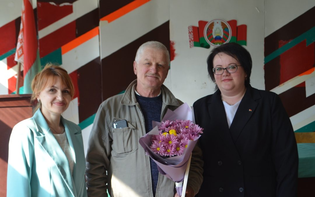 50 ЛЕТ НА ОДНОМ МЕСТЕ