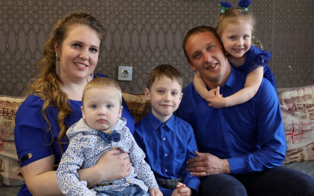 ТРАДИЦИИ, ТЕПЛО, УЮТ: СЕМЕЙНАЯ ИСТОРИЯ МЕЛЕНТЬЕВЫХ