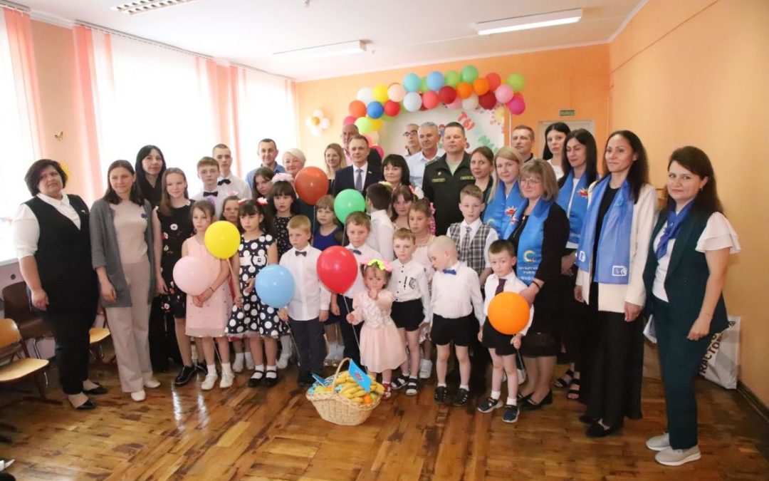 В СОЦИАЛЬНО-ПЕДАГОГИЧЕСКОМ ЦЕНТРЕ МОЗЫРЯ СОСТОЯЛСЯ ПРАЗДНИК «ПЛАНЕТА ДЕТСТВА ПОД СОЗВЕЗДИЕМ ДОБРОТЫ»