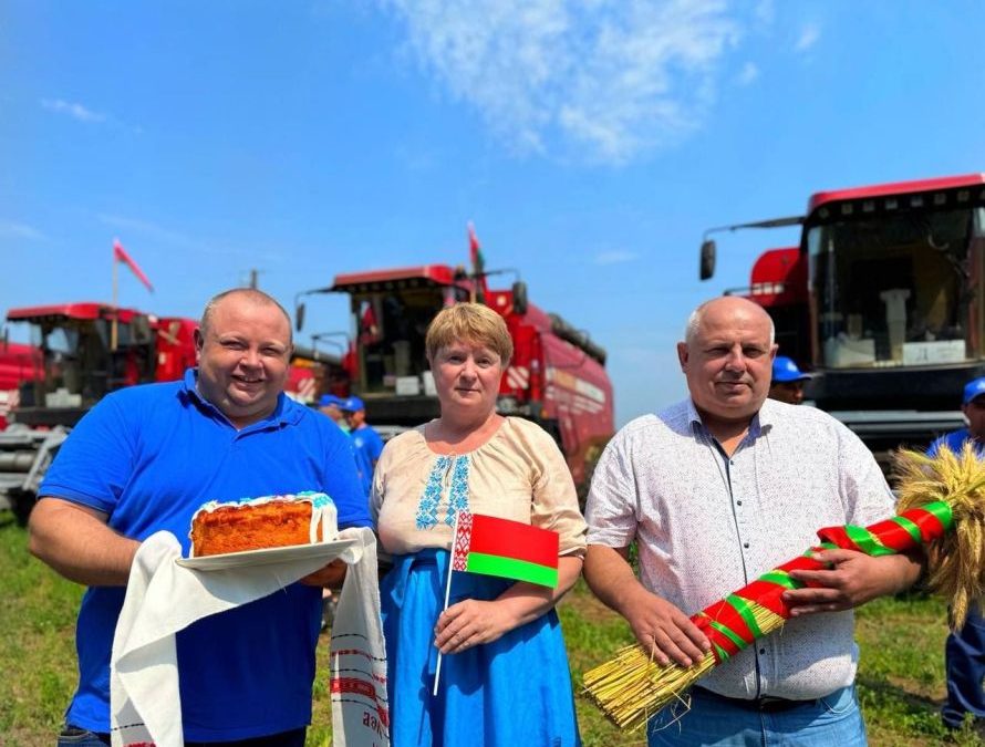 СТАРТОВАЛ ГЛАВНЫЙ ЭКЗАМЕН ДЛЯ ХЛЕБОРОБОВ ОАО «ГОМЕЛЬСКАЯ ПТИЦЕФАБРИКА»: «ЗАЖИНКИ-2025»