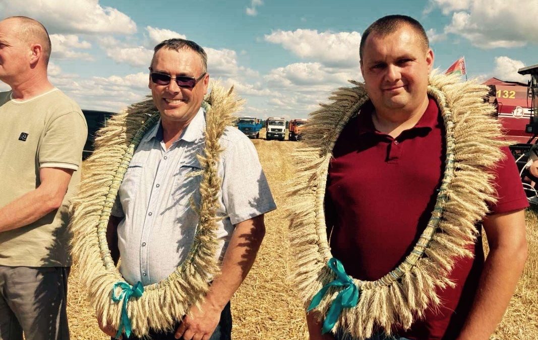 ПРАЗДНИК «ЗАЖЫНКІ» ДАЛ СТАРТ УБОРОЧНОЙ КАМПАНИИ В ОАО «ТИХИНИЧИ»