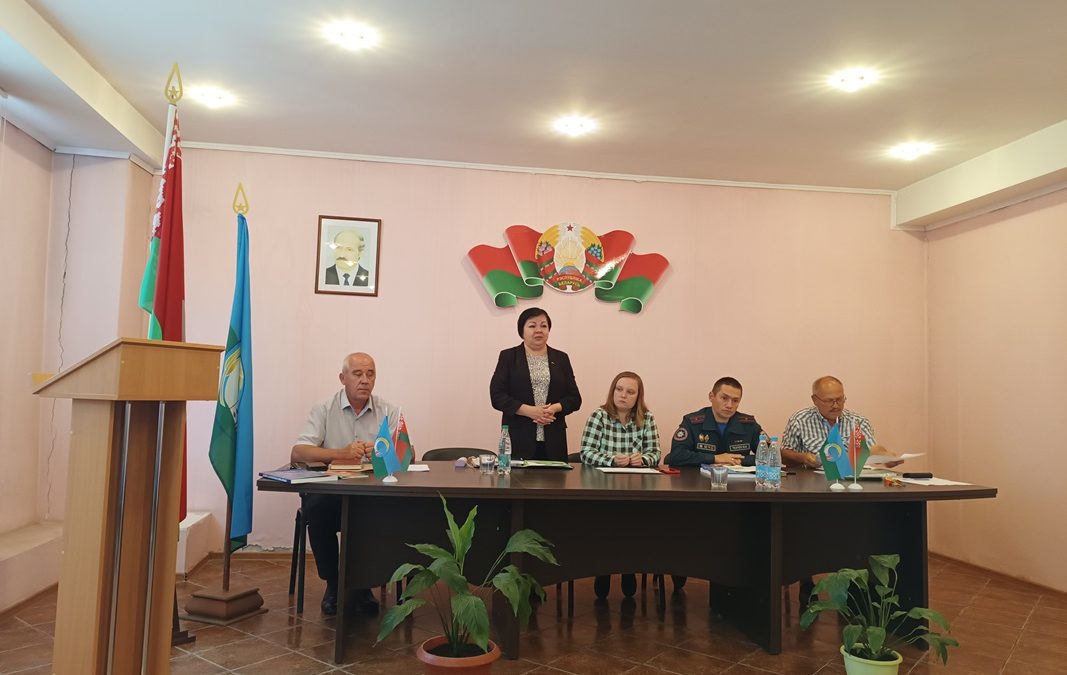 СОСТОЯЛОСЬ ОЧЕРЕДНОЕ ЗАСЕДАНИЕ ПРЕЗИДИУМА ЧЕЧЕРСКОГО РАЙОННОГО КОМИТЕТА БЕЛОРУССКОГО ПРОФСОЮЗА РАБОТНИКОВ АГРОПРОМЫШЛЕННОГО КОМПЛЕКСА