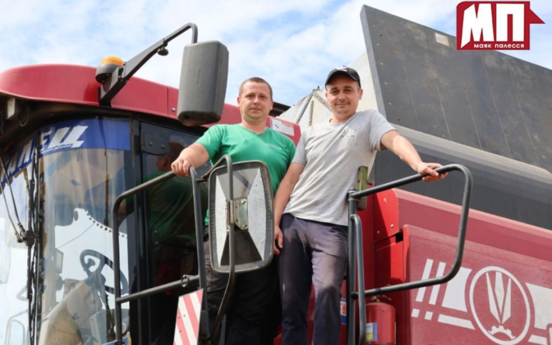 И В ОГОНЬ, И В ПОЛЕ. СПАСАТЕЛИ БРАГИНСКОГО РОЧС ПОМОГАЮТ АГРАРИЯМ В УБОРКЕ УРОЖАЯ