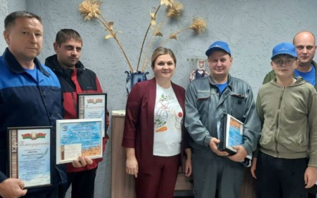 В «ЗАВИДОВСКОМ» ДОБРУШСКОГО РАЙОНА УЖЕ ПОДВОДЯТ ИТОГИ ЖАТВЫ