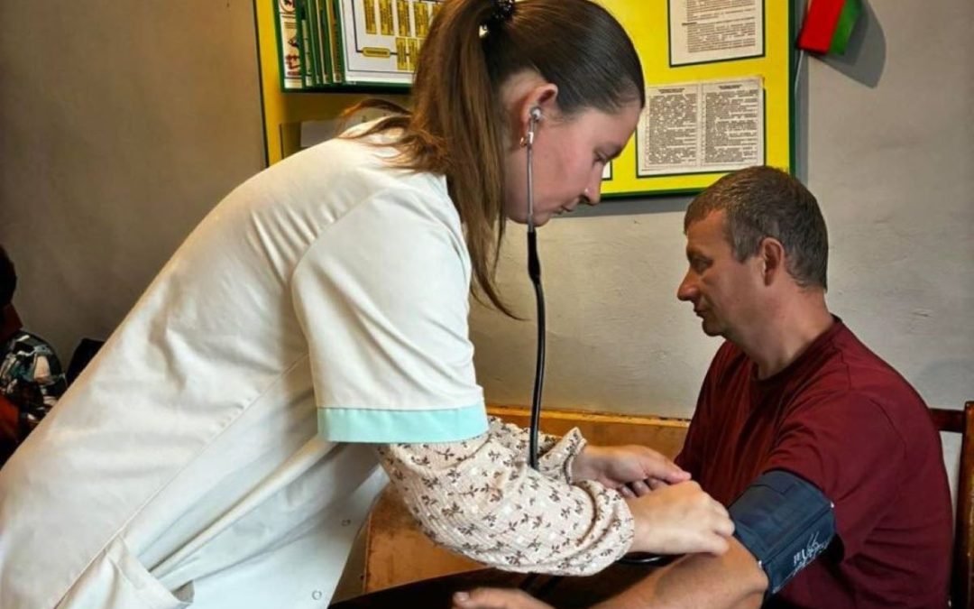 МЕДИЦИНСКИЕ ОСМОТРЫ ВО ВРЕМЯ УБОРОЧНОЙ КАМПАНИИ: ЗАБОТА О ЗДОРОВЬЕ ТРУЖЕНИКОВ СЕЛА