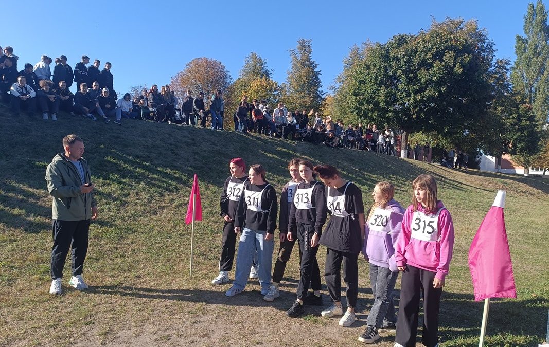 «ОСЕННИЙ МАРАФОН: СПОРТ И ЗДОРОВЬЕ В ЧЕЧЕРСКОМ ГОСУДАРСТВЕННОМ ТЕХНИЧЕСКОМ КОЛЛЕДЖЕ»