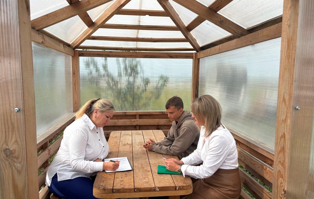 РОГАЧЕВСКИЙ РАЙОН ВСТРЕЧАЕТ МОЛОДЫХ СПЕЦИАЛИСТОВ: ПРОФСОЮЗ НА СТРАЖЕ ИХ ИНТЕРЕСОВ!