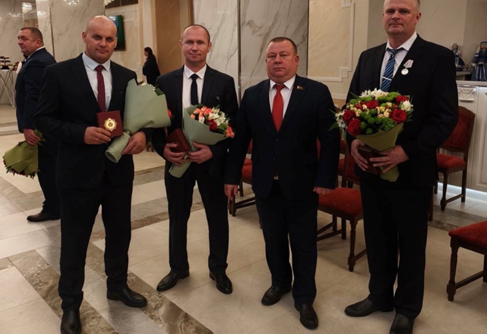 ПОЧЕТНЫЕ НАГРАДЫ – ЗАСЛУЖЕННЫМ РАБОТНИКАМ ОАО «ТИХИНИЧИ»