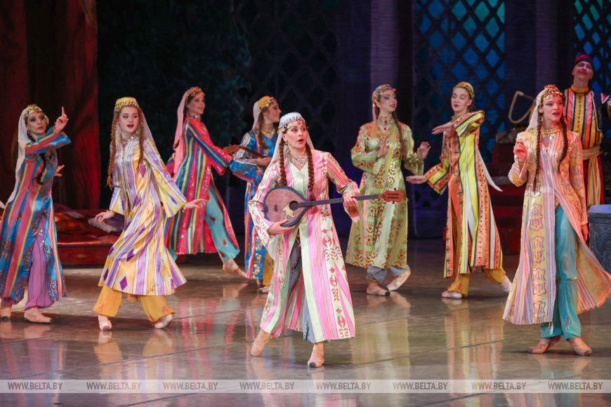 В МИНСКЕ ПОЗДРАВИЛИ ЖЕНЩИН С ДНЕМ РАБОТНИКОВ СЕЛЬСКОГО ХОЗЯЙСТВА