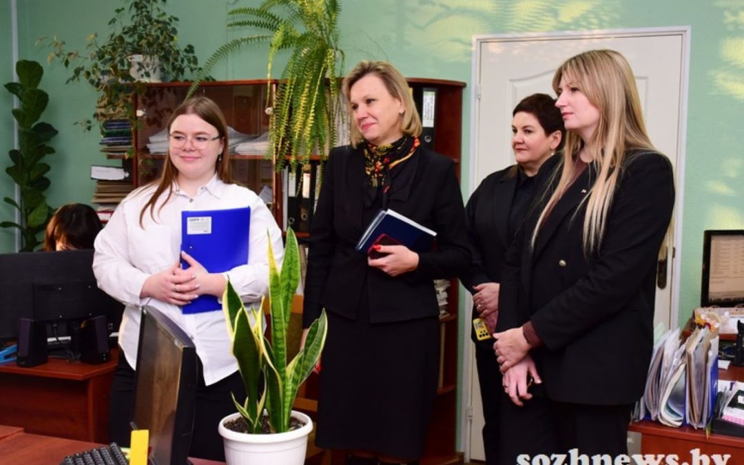 КАК ЗАКРЕПИТЬ СПЕЦИАЛИСТОВ НА РАБОЧИХ МЕСТАХ? ПРОШЛА ВЫЕЗДНАЯ КОМИССИЯ ГОМЕЛЬСКОГО РАЙОННОГО СОВЕТА ДЕПУТАТОВ