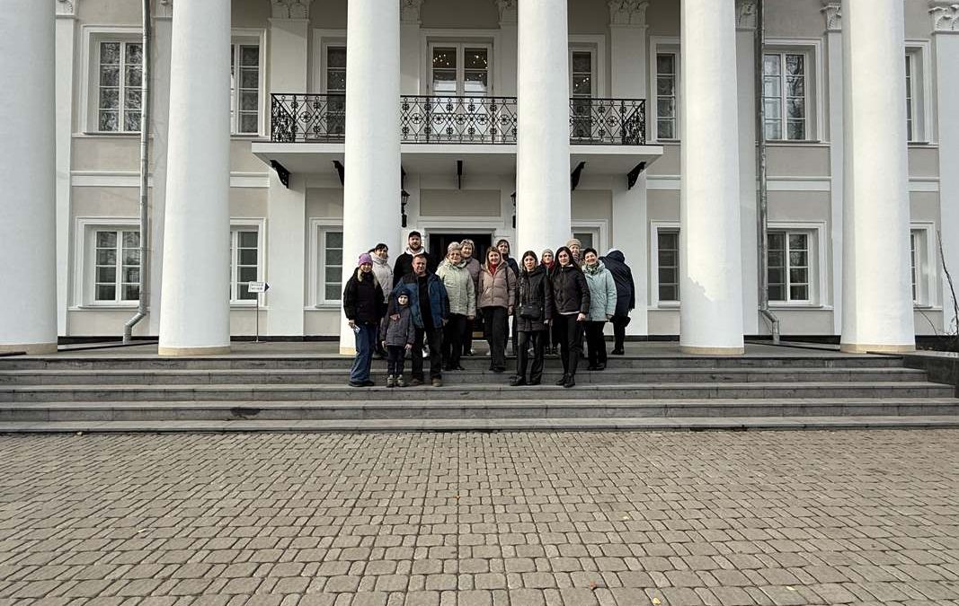 ПОДАРОК К ПРАЗДНИКУ: ЭКСКУРСИЯ В ПРОШЛОЕ И НАСТОЯЩЕЕ РОДНОГО КРАЯ