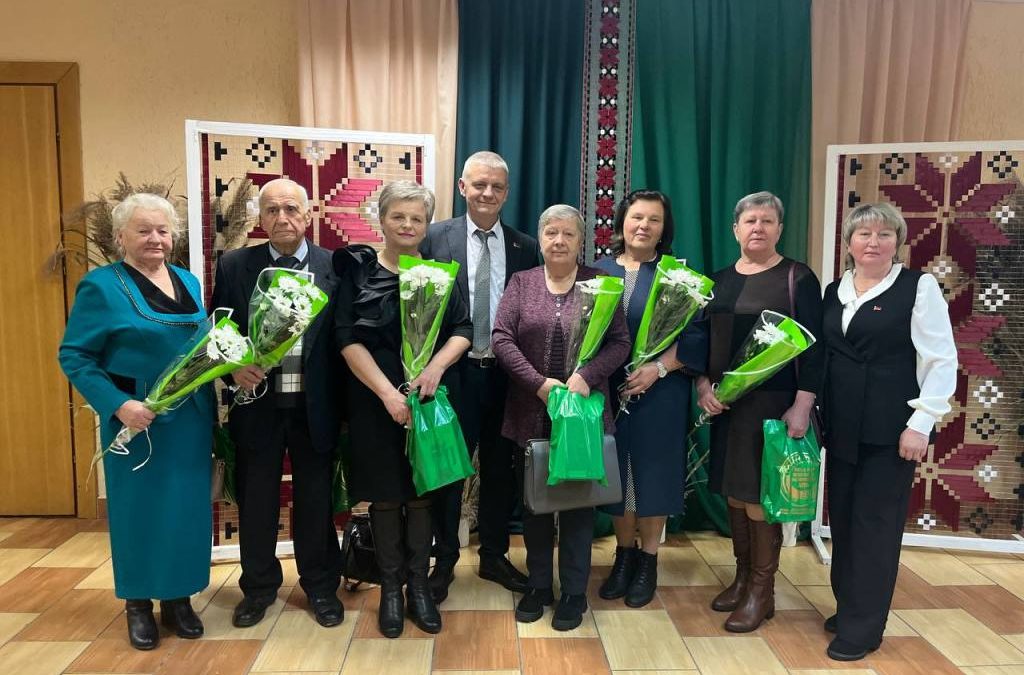 СЛАВИМ ТРУД ВАШ МИРНЫЙ, ЗЕМЛЯКИ!