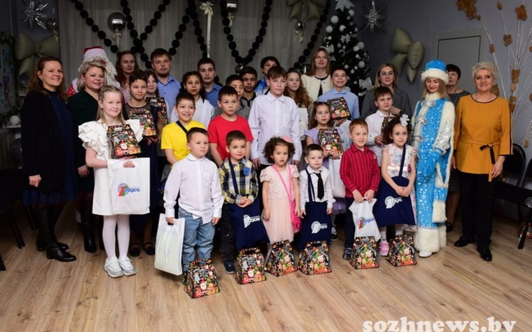 РЕСПУБЛИКАНСКИЕ БЛАГОТВОРИТЕЛЬНЫЕ АКЦИИ «НАШИ ДЕТИ», «ПРОФСОЮЗЫ-ДЕТЯМ» СТАРТОВАЛИ В ГОМЕЛЬСКОМ РАЙОНЕ