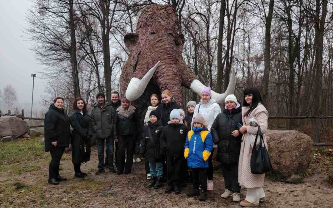 ПРИКОСНУТЬСЯ К ИСТОКАМ: РАБОТНИКИ ППО КСУП «СОВХОЗ КОММУНИСТ» ПОБЫВАЛИ НА ЭКСКУРСИИ В ЮРОВИЧАХ