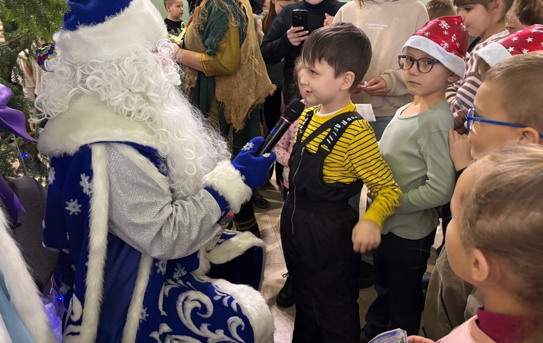 «ПРОФСОЮЗЫ-ДЕТЯМ: ПОСЕЩЕНИЕ ТЕАТРАЛИЗОВАННОГО ПРЕДСТАВЛЕНИЯ «НОВЫЕ ПРИКЛЮЧЕНИЯ КОЛОБКА ИЛИ НОВОГОДНИЙ СТРИМИНГ»