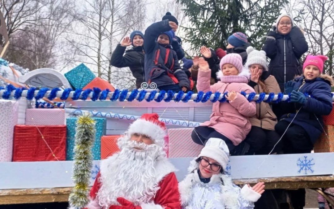 ДЕДА МОРОЗА СО СНЕГУРОЧКОЙ ВЫЗЫВАЛИ? ПРИЧЁМ ПРЯМО НА КОЛЕСНИЦЕ!