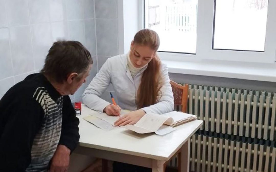 ЗАБОТА О ЗДОРОВЬЕ АГРАРИЕВ: ВЫЕЗДНОЙ МЕДОСМОТР В МИКУЛИЧАХ