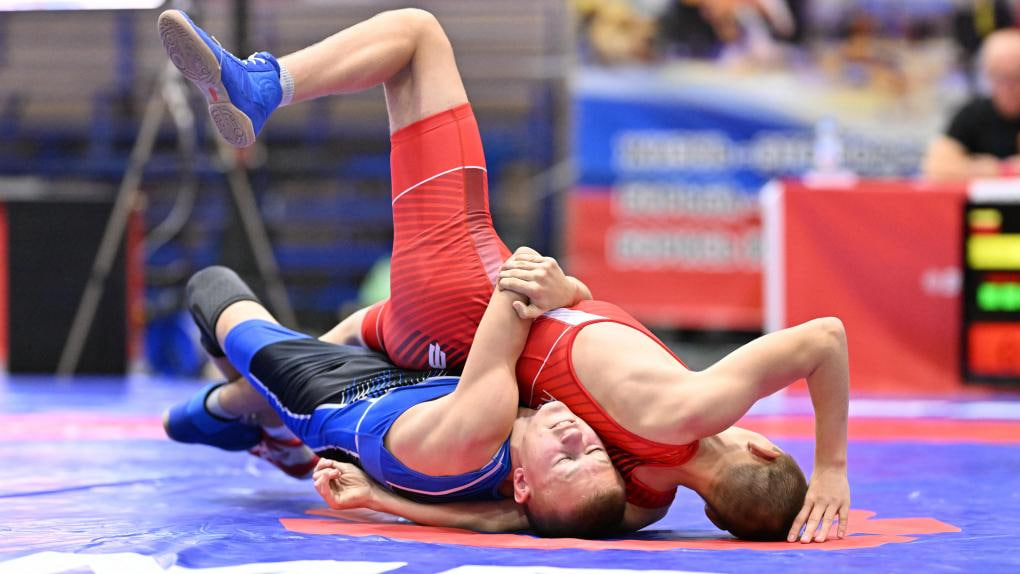 ВЫПУСКНИК ПРОФСОЮЗНОЙ СПОРТИВНОЙ ШКОЛЫ ГОМЕЛЯ СТАЛ ЧЕМПИОНОМ ПРЕСТИЖНОГО ТУРНИРА ПО БОРЬБЕ