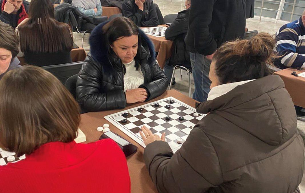 ИТОГИ ЧЕМПИОНАТА ПО ШАШКАМ ПОДВЕЛИ В МОЗЫРСКОМ РАЙОНЕ В РАМКАХ КРУГЛОГОДИЧНОЙ СПАРТАКИАДЫ