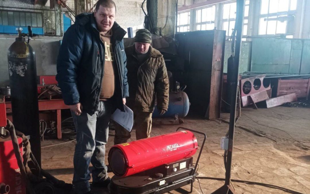 ОКОЛО СЕМИ ТЫСЯЧ РУБЛЕЙ НА ТЕПЛО И БЕЗОПАСНОСТЬ: ПРОФСОЮЗ АПК ГОМЕЛЬЩИНЫ ПОДДЕРЖАЛ ХОЗЯЙСТВА РЕГИОНА В ПЕРИОД ХОЛОДОВ