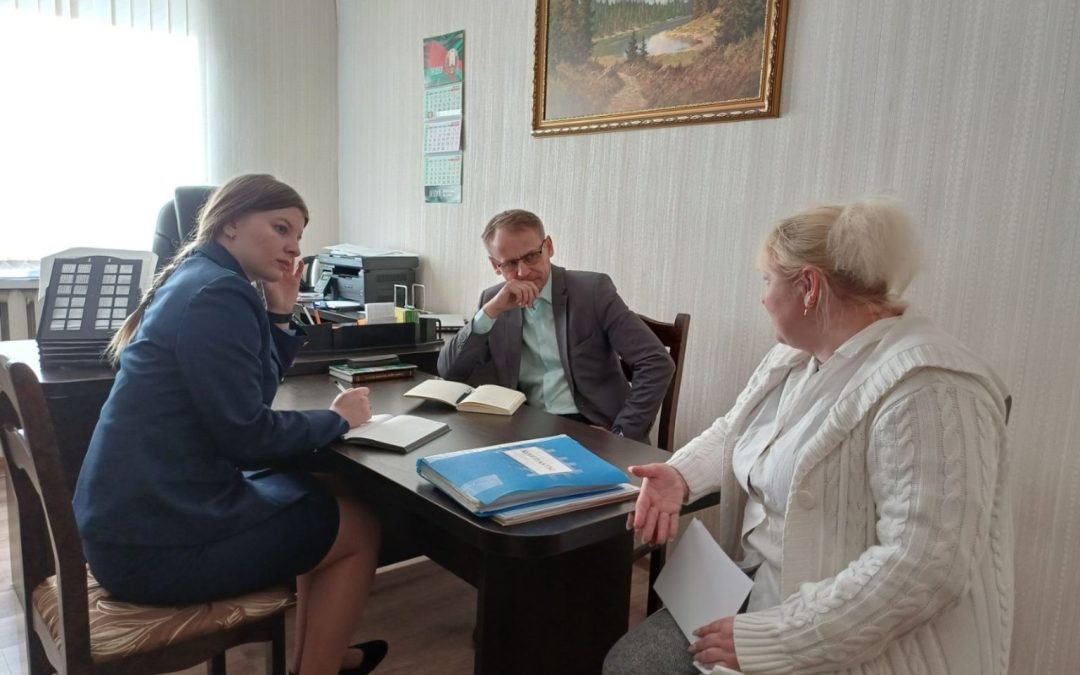 РАЗВЕИВАЯ МИФЫ ОБ «ОТРАБОТКЕ» И НЕНОРМИРОВАННОМ ДНЕ: КАК ПРОФСОЮЗНЫЕ ЮРИСТЫ ПОМОГАЛИ ГОМЕЛЬЧАНАМ В ХОДЕ ПРАВОВЫХ ПРИЕМОВ