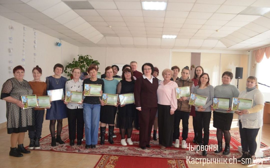 В ЦЕНТРЕ ДОСУГА СОСТОЯЛОСЬ ТОРЖЕСТВЕННОЕ ЧЕСТВОВАНИЕ ЛУЧШИХ РАБОТНИКОВ МОЛОЧНОТОВАРНЫХ ФЕРМ ОКТЯБРЬЩИНЫ