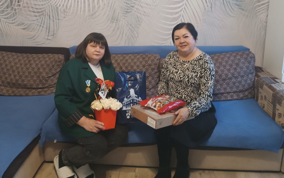 МАТЕРИНСКОЕ СЧАСТЬЕ И ТРУДОВЫЕ БУДНИ