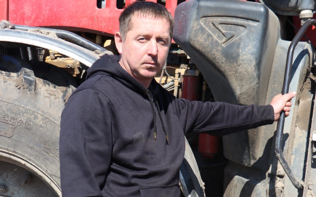 КСУП «ФРУНЗЕ-АГРО»: НИКОЛАЙ КРОТОВ – ОДИН ИЗ ЛУЧШИХ МЕХАНИЗАТОРОВ ХОЗЯЙСТВА