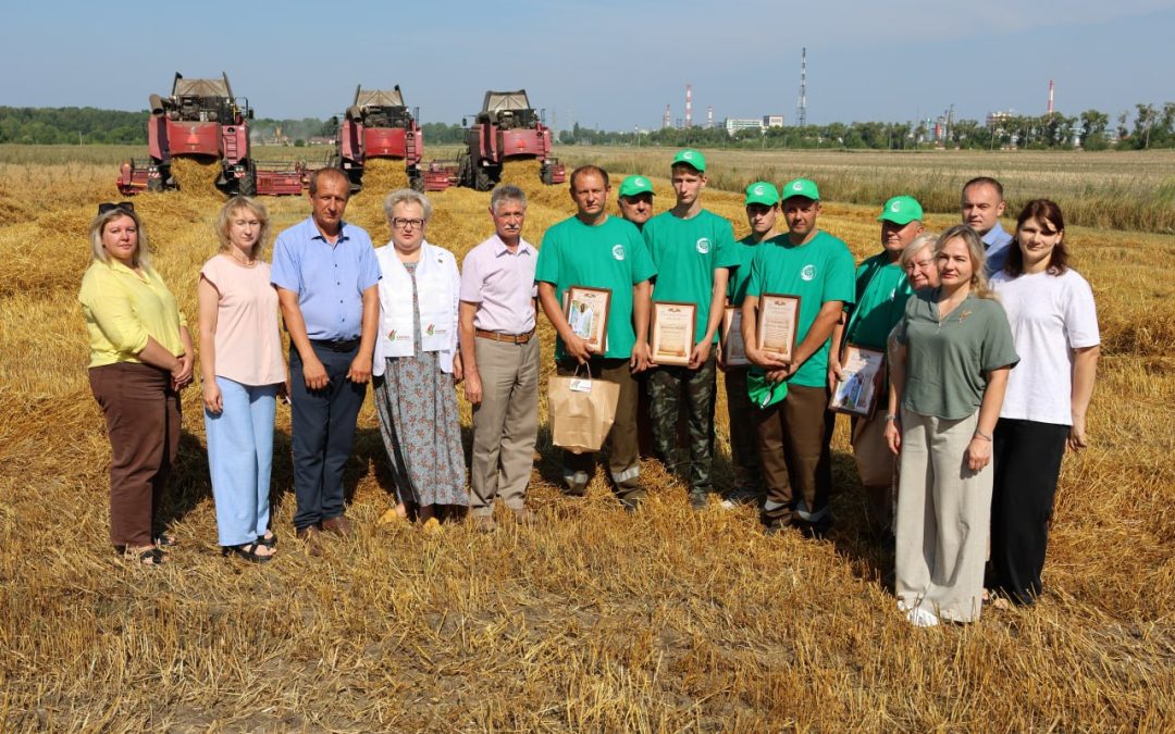 ПЕРВЫЕ ТЫСЯЧНИКИ НА СВЕТЛОГОРЩИНЕ