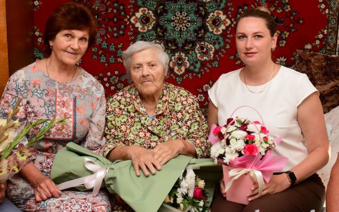 ЖИТЕЛЬНИЦА ГОМЕЛЬСКОГО РАЙОНА ЛАРИСА БОГОЕДОВА ОТМЕТИЛА 90-ЛЕТНИЙ ЮБИЛЕЙ