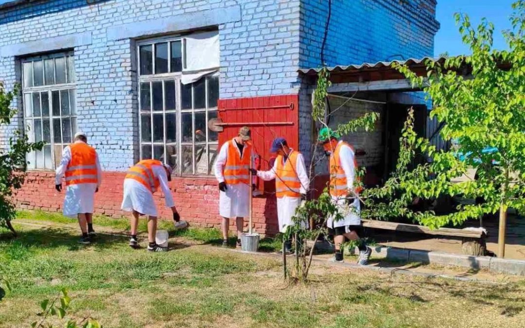 ПОМОЩЬ МОЛОДЕЖИ В БИТВЕ ЗА УРОЖАЙ