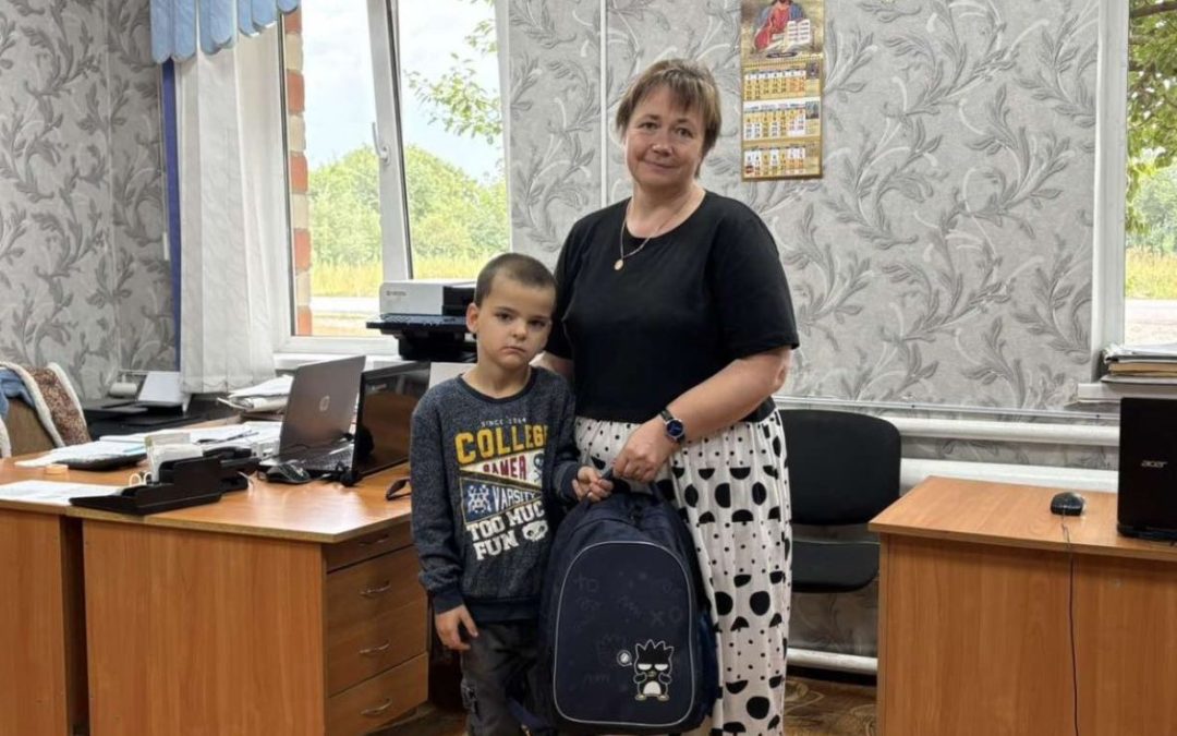 «СОБЕРИ ПОРТФЕЛЬ ШКОЛЬНИКУ»: В ОАО «БРАГИНКА» БУДУЩЕМУ ПЕРВОКЛАССНИКУ ВРУЧИЛИ ЕГО ПЕРВЫЙ ШКОЛЬНЫЙ ПОРТФЕЛЬ